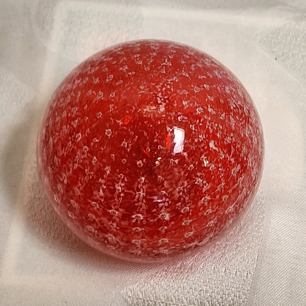 Vintage Red Art Glass Paperweight – Controlled Bubble Design, Hand Blown - Picture 6 of 11
